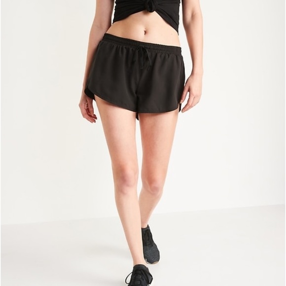 Mid rise dolphin hem run shorts 3” inseam - Picture 2 of 3